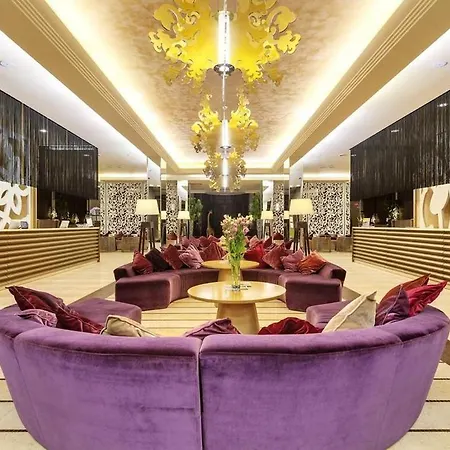 Royal Beach Barcelo 公寓 *