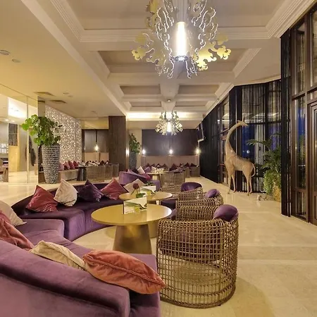 Royal Beach Barcelo * 阳光海滩
